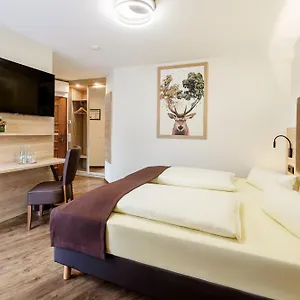 Landhaus Alte Scheune Hotel