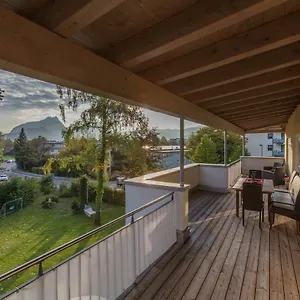 Apartment Deluxe Loft Mountain View